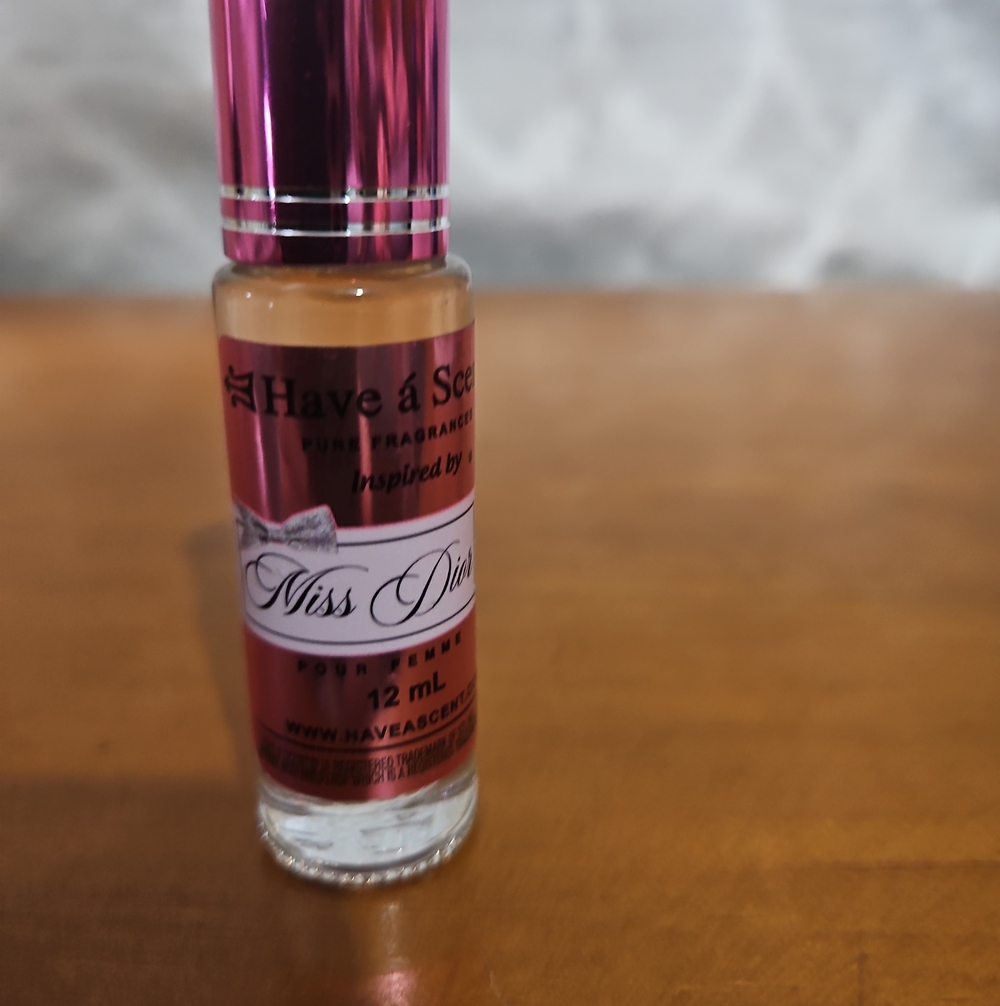 Miss Dior Roller Perfume - Pink
